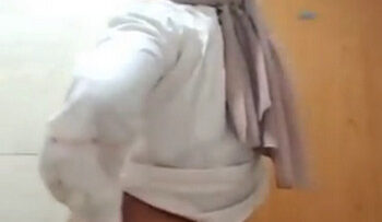 JILBAB Muka Gemesin Bogel Di Toilet Umum