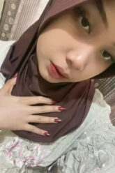 NAZWA Hijab Ketagihan Omek