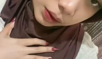 NAZWA Hijab Ketagihan Omek