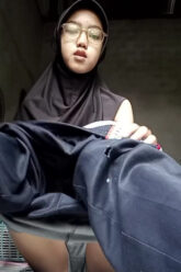 NUNING Hijab Pelajar Pamer Memek